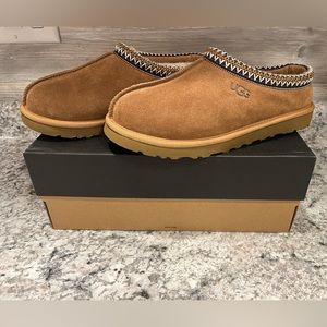 BNWT UGG Tasman Chestnut Slippers